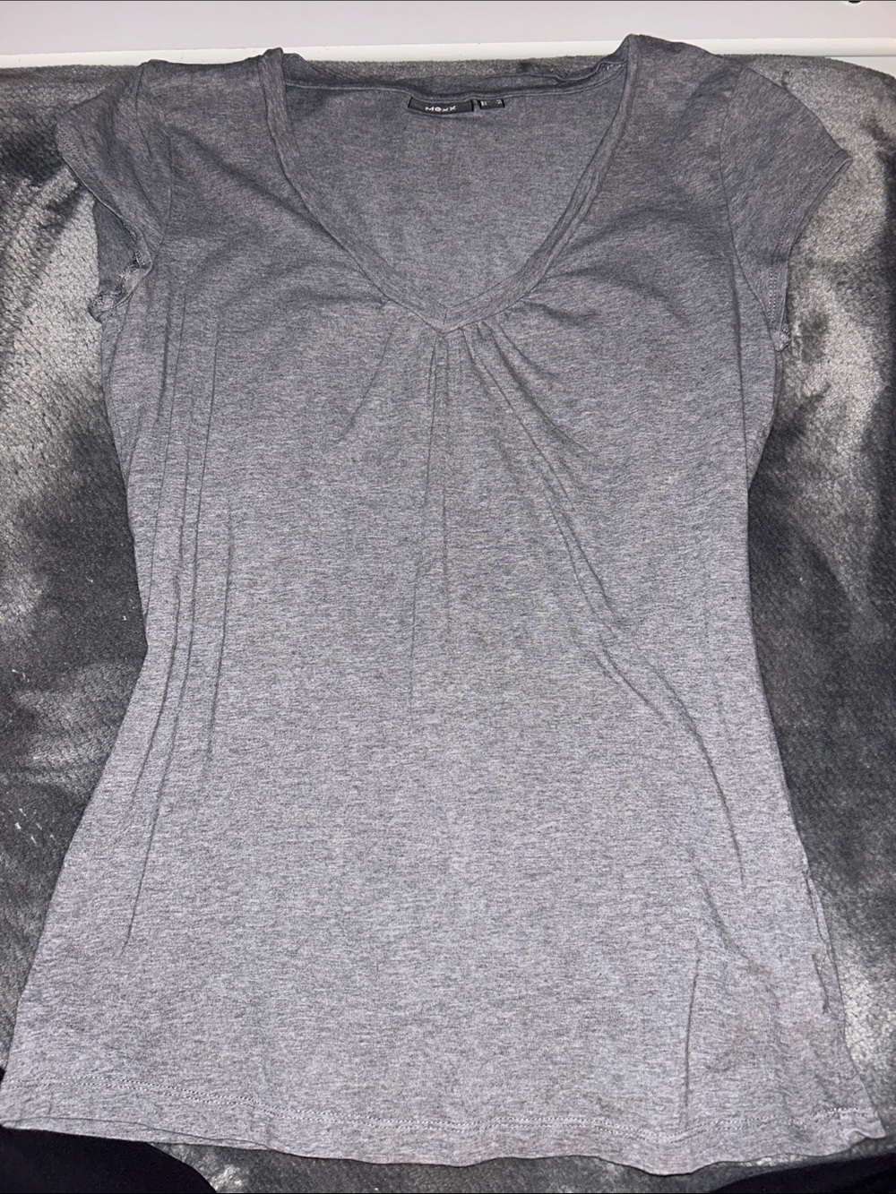 Mexx Y2K Gray V-Neck Short Sleeve Tee